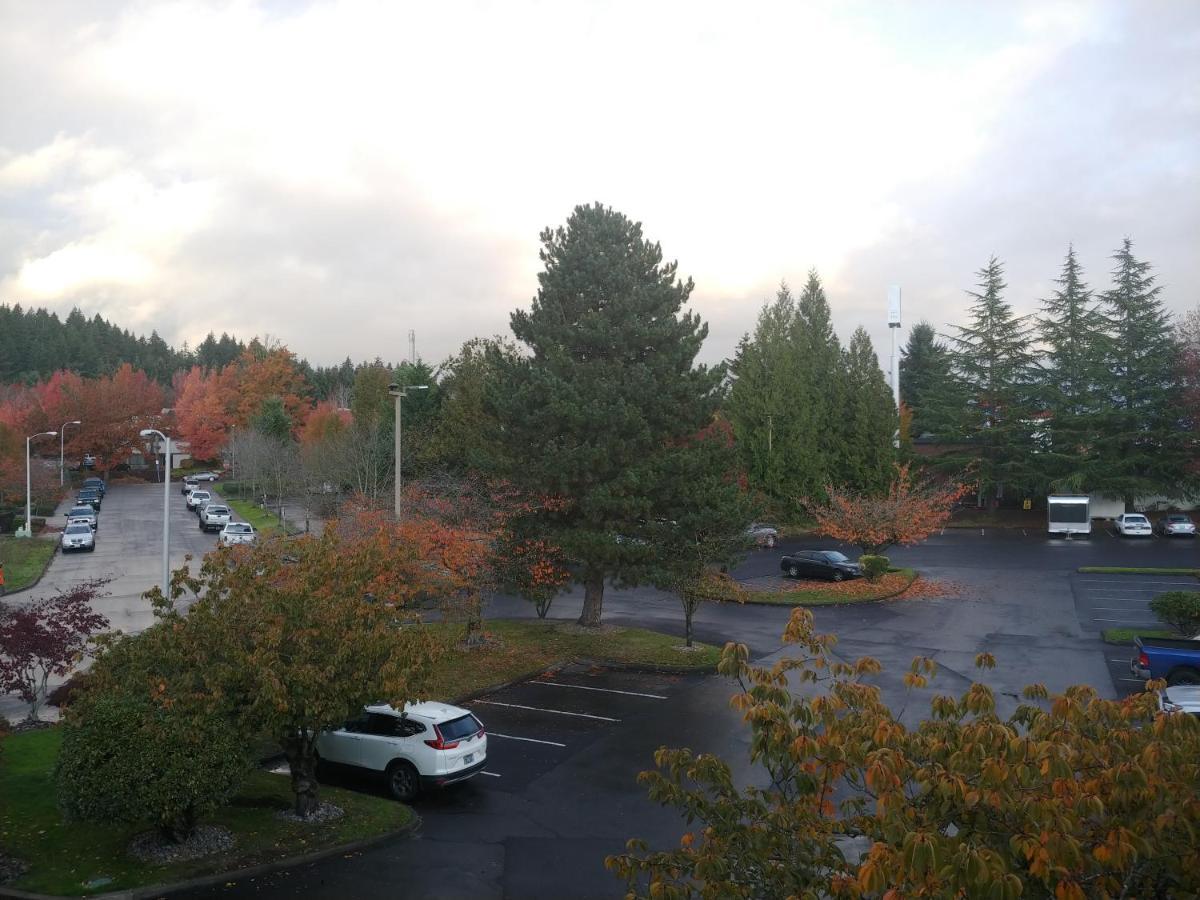 Best Western Plus Parkway Inn Wilsonville Εξωτερικό φωτογραφία