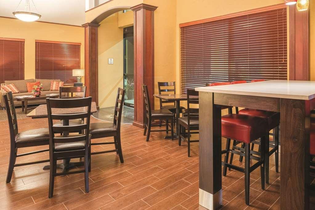 Best Western Plus Parkway Inn Wilsonville Εξωτερικό φωτογραφία