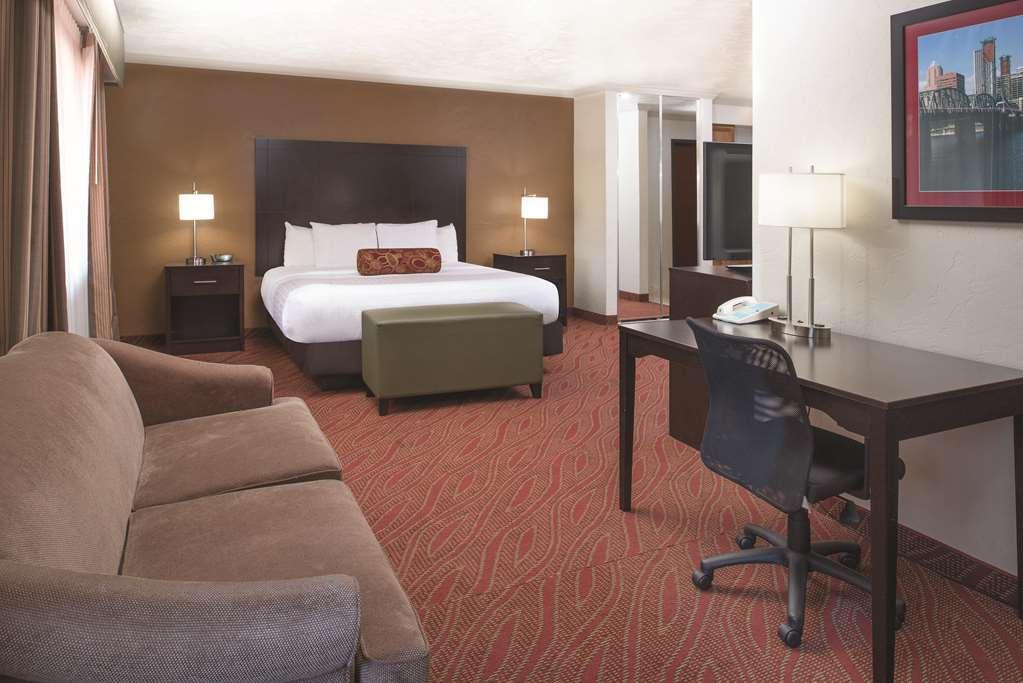 Best Western Plus Parkway Inn Wilsonville Εξωτερικό φωτογραφία