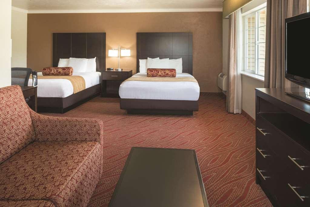 Best Western Plus Parkway Inn Wilsonville Εξωτερικό φωτογραφία