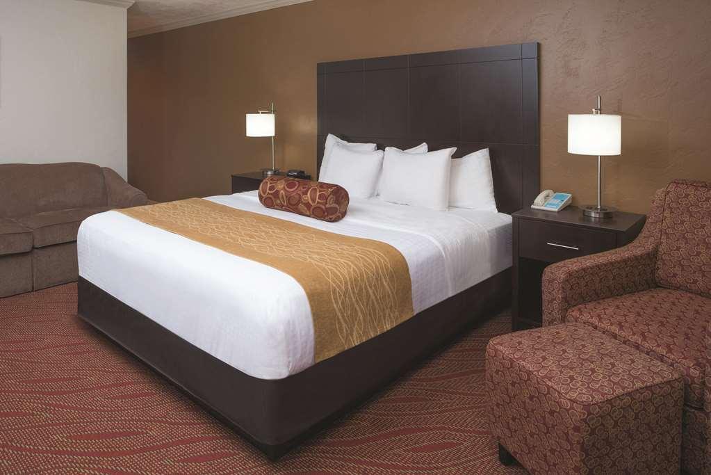 Best Western Plus Parkway Inn Wilsonville Εξωτερικό φωτογραφία