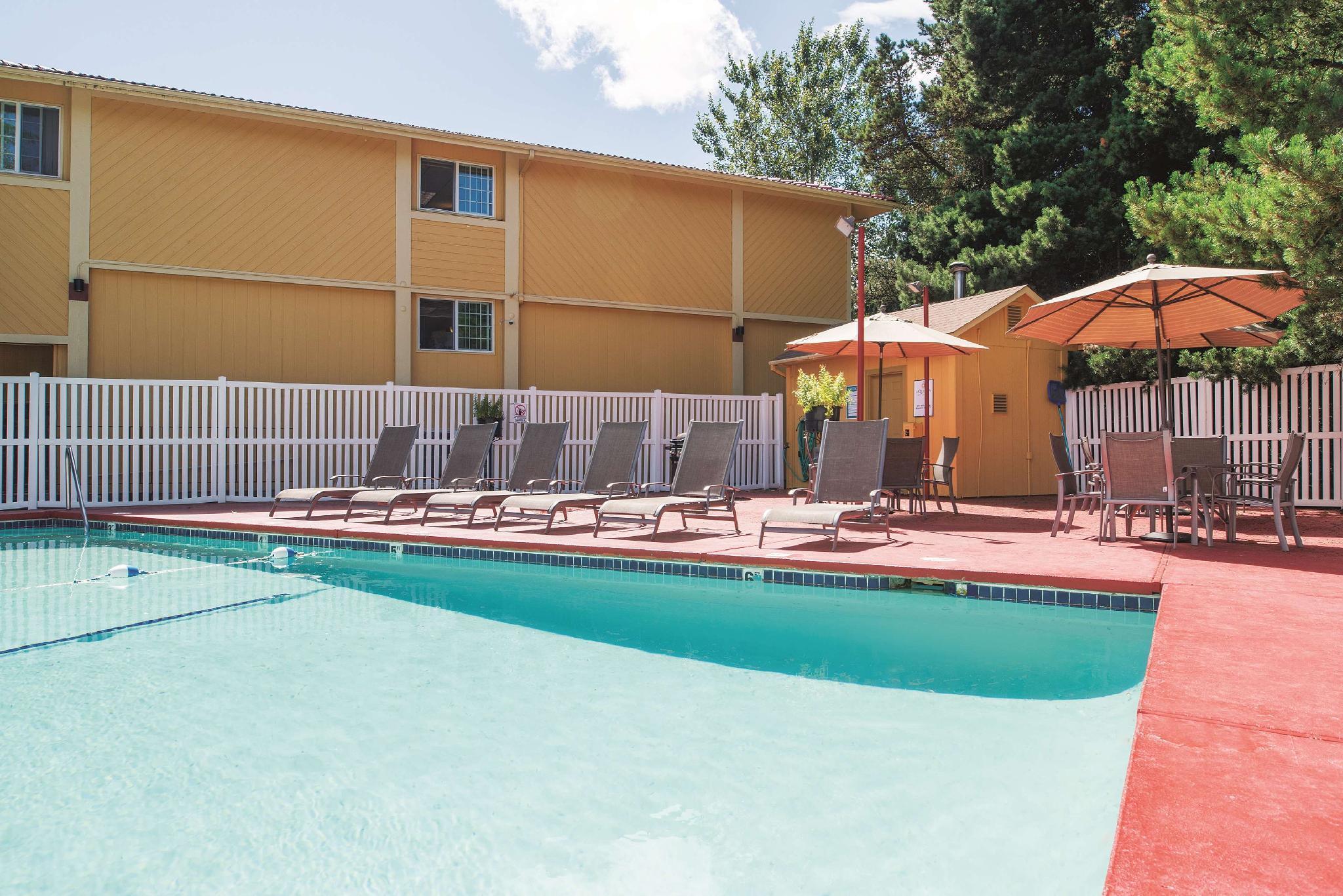 Best Western Plus Parkway Inn Wilsonville Εξωτερικό φωτογραφία