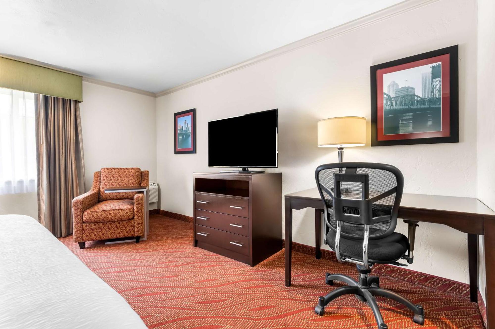 Best Western Plus Parkway Inn Wilsonville Εξωτερικό φωτογραφία